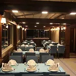 Hotel Golden Pen 4*