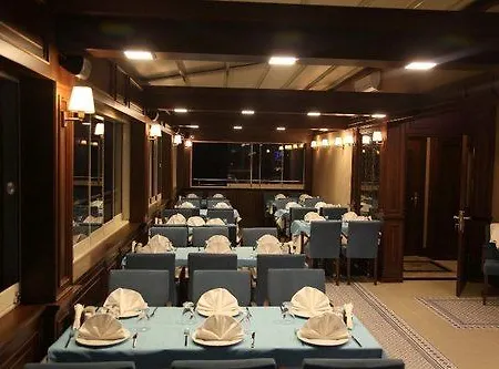 Hotel Golden Pen 3*