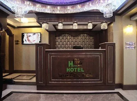 Hotel Golden Pen 4*