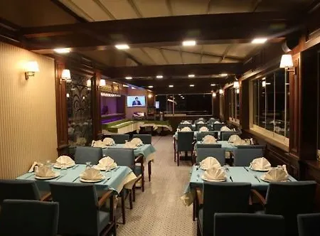Hotel Golden Pen