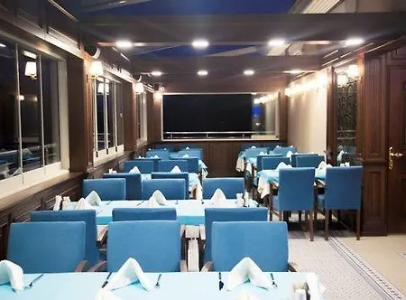 Hotel Golden Pen 4*